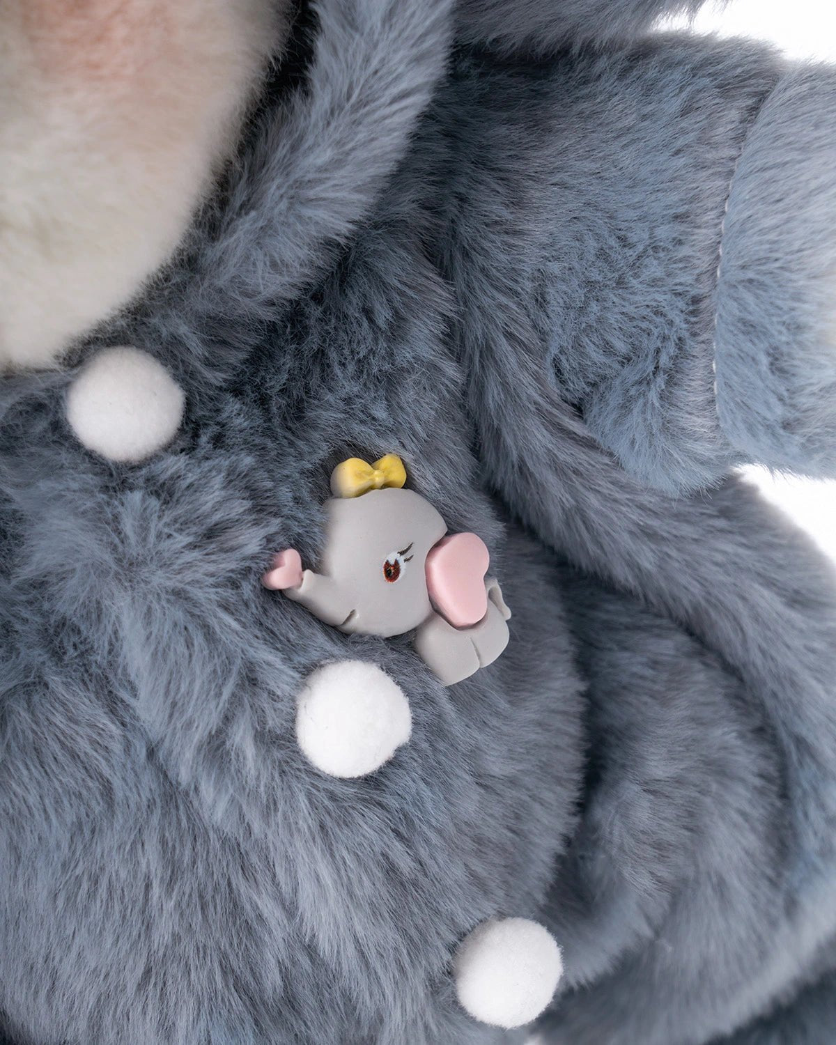 Ursulet Handmade Premium cu Hainute Personalizabile - FluffyCuddle - 